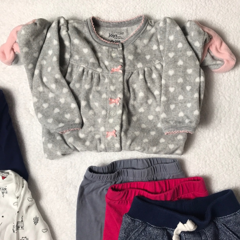 🌻 3/25 🌻 0-3 Mo Infant Bundle - Picture 4 of 8
